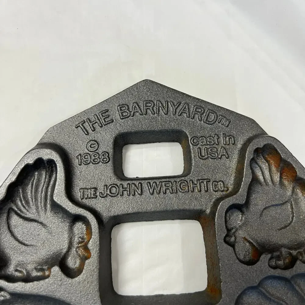 John Wright Co The Barnyard 1983 Cast Iron Farm Animal Mold Pan Made USA